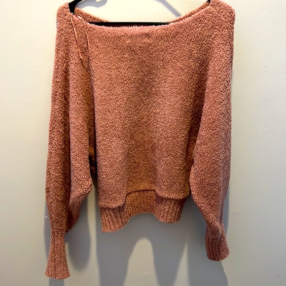 Very Soft Long Sleeve Shirt. Size S - Picture 2 of 2